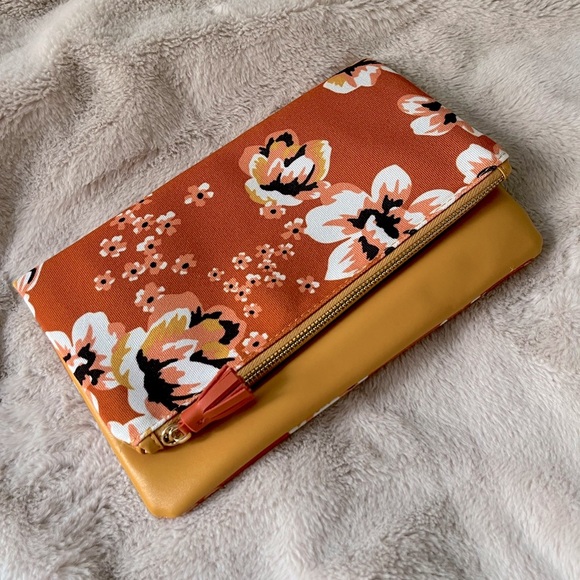 {NOT FOR SALE} Rachel Pally Reversible Zahara Clutch Purse Orange Gold Floral - Picture 4 of 10